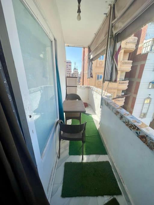 Cozy Flat Near Downtown Almorsi Apartment *
