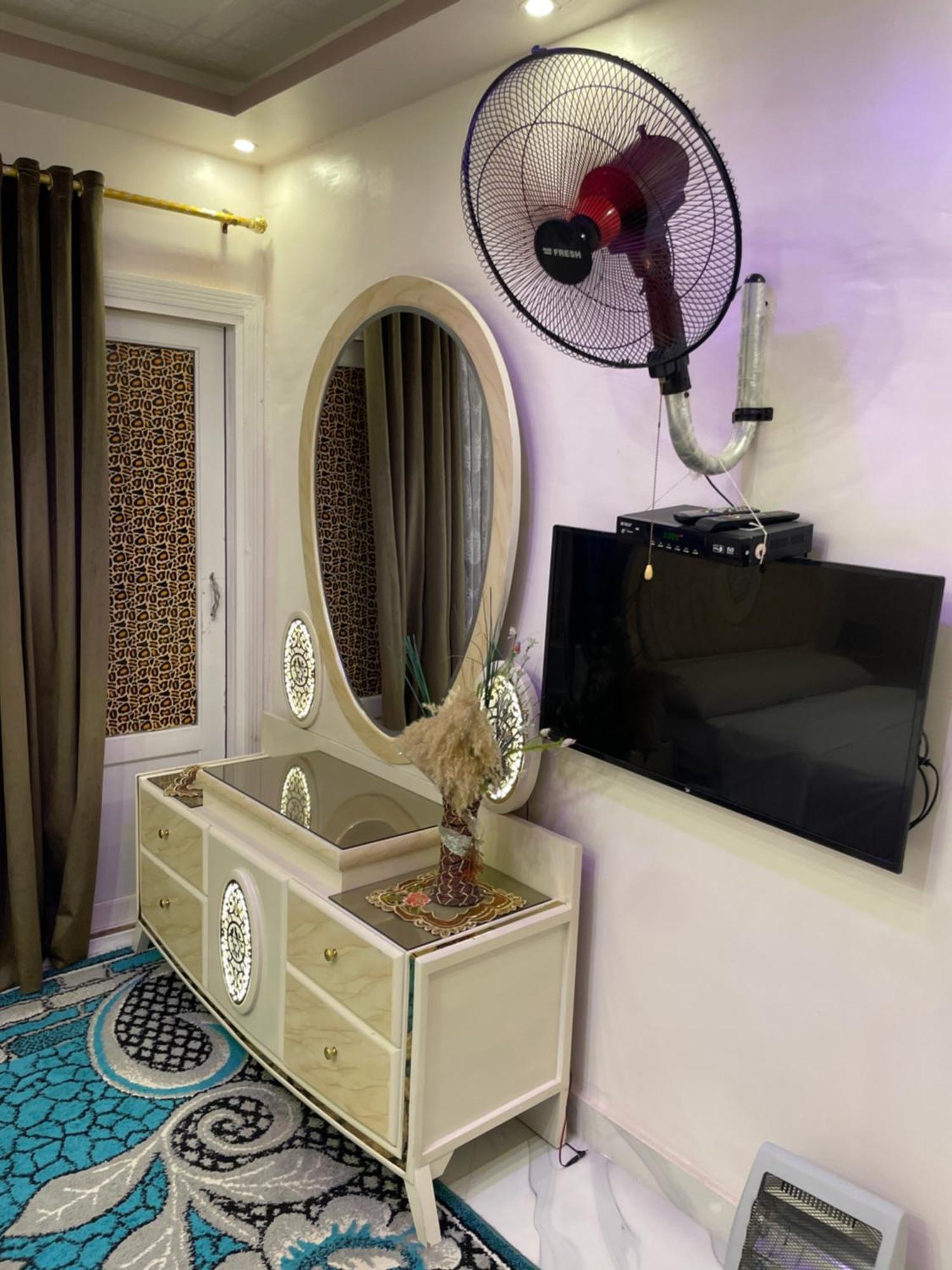 Cozy Flat Near Downtown Almorsi